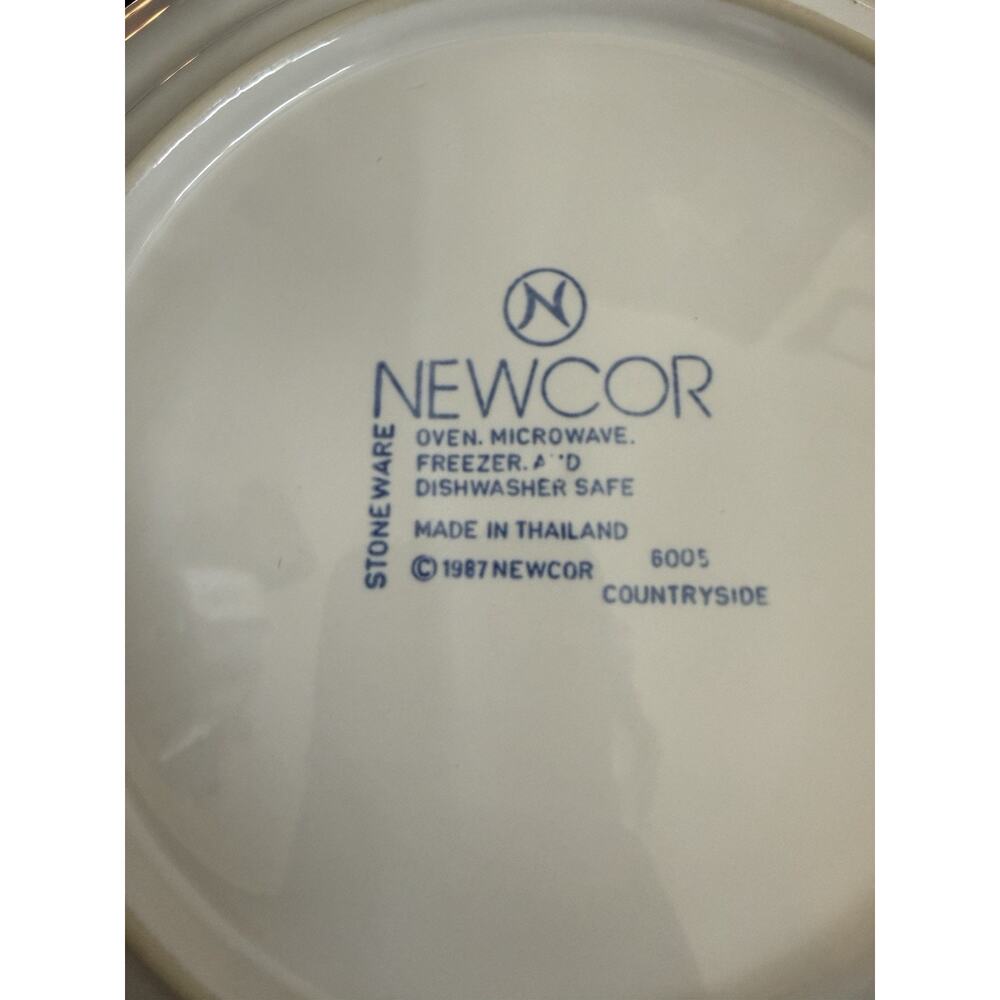 Newcor VINTAGE Blue Geese Dinner Plate Stoneware Countryside 10 5/8" Set Of 5 - Picture 6 of 6